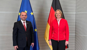 Treffen des Botschafters mit der Präsidentin des Deutschen Bundestages, Frau Bärbel Bas