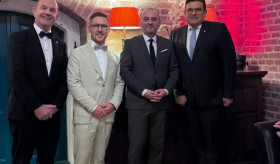 Գործընկերություն Նաումբուրգի ու Արմավիրի միջև