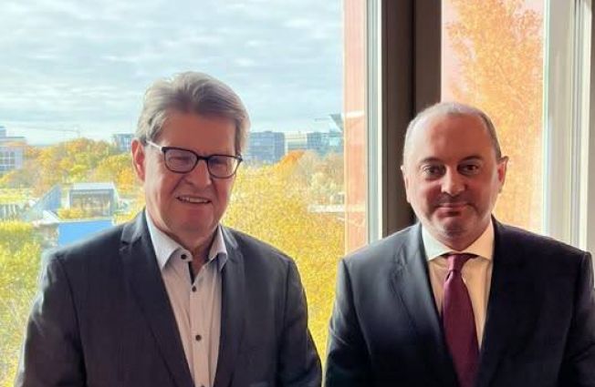 Դեսպանի հանդիպումը Բունդեսթագի պատգամավոր դոկտոր Ռալֆ Շտեգների հետ