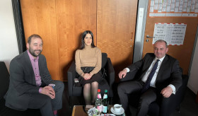 Դեսպան Վիկտոր Ենգիբարյանի հանդիպումը պատգամավոր Շրապսի հետ