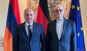 Դեսպանի հանդիպումը &laquo;Ռենովաբիս&raquo; կազմակերպության գլխավոր գործադիր տնօրեն պրոֆ. դր. Թոմաս Շվարցի հետ