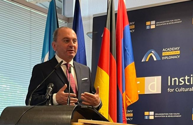 Botschafter Viktor Yengibaryan auf der Konferenz &bdquo;Forum f&uuml;r Kulturdiplomatie in der Europ&auml;ischen Union: F&ouml;rderung der Kulturdiplomatie innerhalb der Europ&auml;ischen Union&ldquo;
