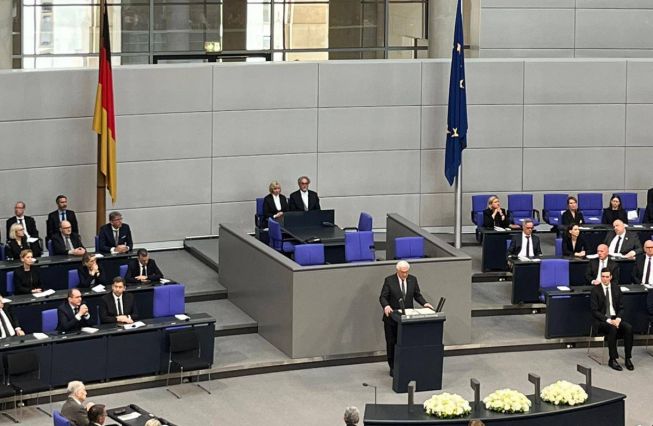 Gedenkstunde im Reichstagsgebäude anlässlich des 80. Jahrestages des Endes des Zweiten Weltkrieges